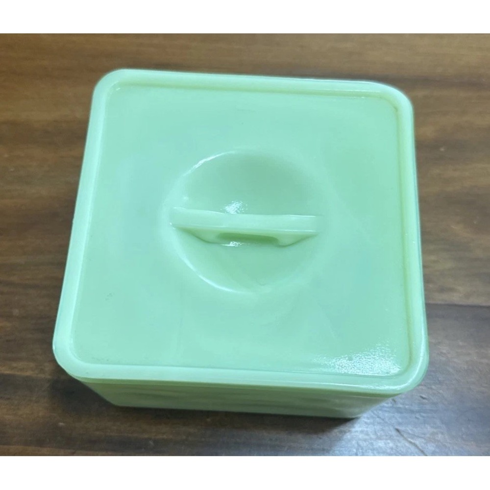 Vintage Uranium/Jadeite Box Lid McKee Poinsettia RARE 5in Square